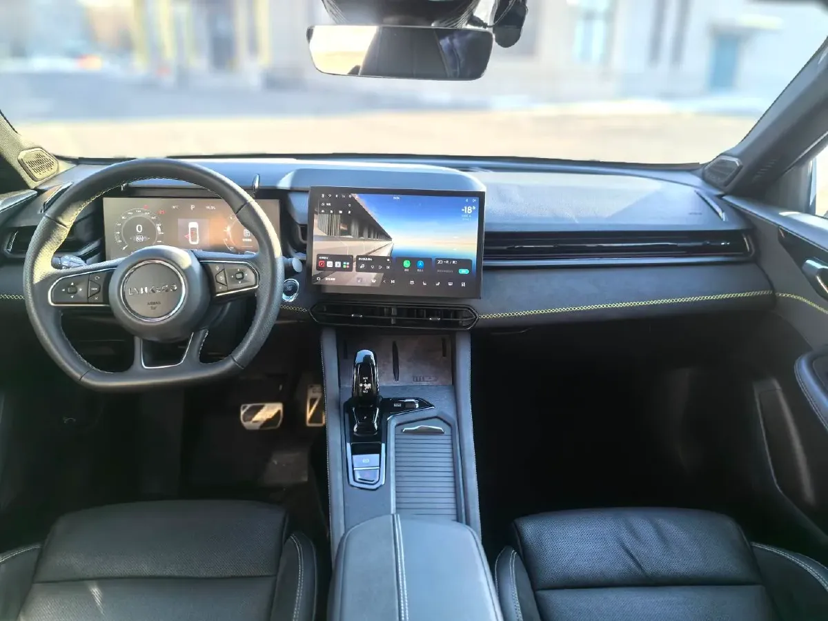 2023 MAXUS G50 1.5T 181HP L4 7DCT,autocango,china used car exporter,china ev exporter,chinese used car exporter,chinese used ev exporter