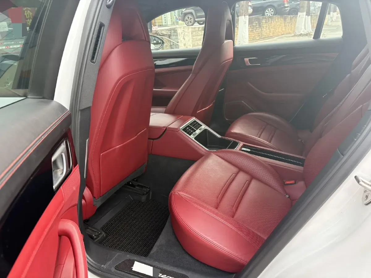 2019 Porsche Panamera 2.9T 330HP V6 8DCT,autocango,china used car exporter,china ev exporter,chinese used car exporter,chinese used ev exporter