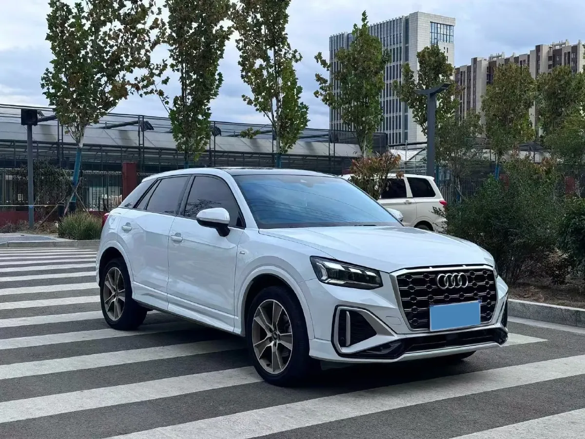 2023 Audi Q2L 1.5T 160HP L4 7DCT,autocango,china used car exporter,china ev exporter,chinese used car exporter,chinese used ev exporter