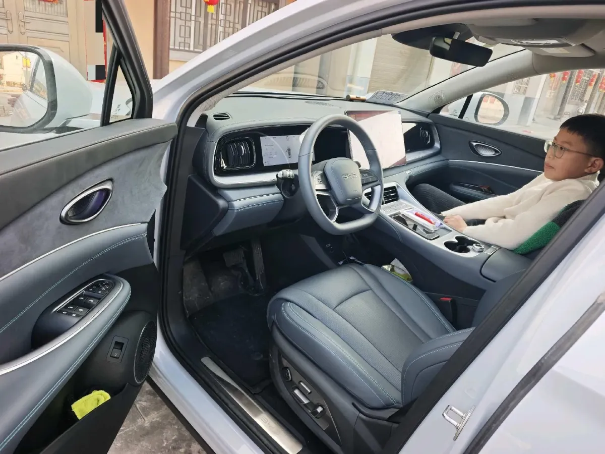 2025 BYD Sea Lion 07 DM-i 1.5T 156HP L4 E-CVT PHEV,autocango,china used car exporter,china ev exporter,chinese used car exporter,chinese used ev exporter