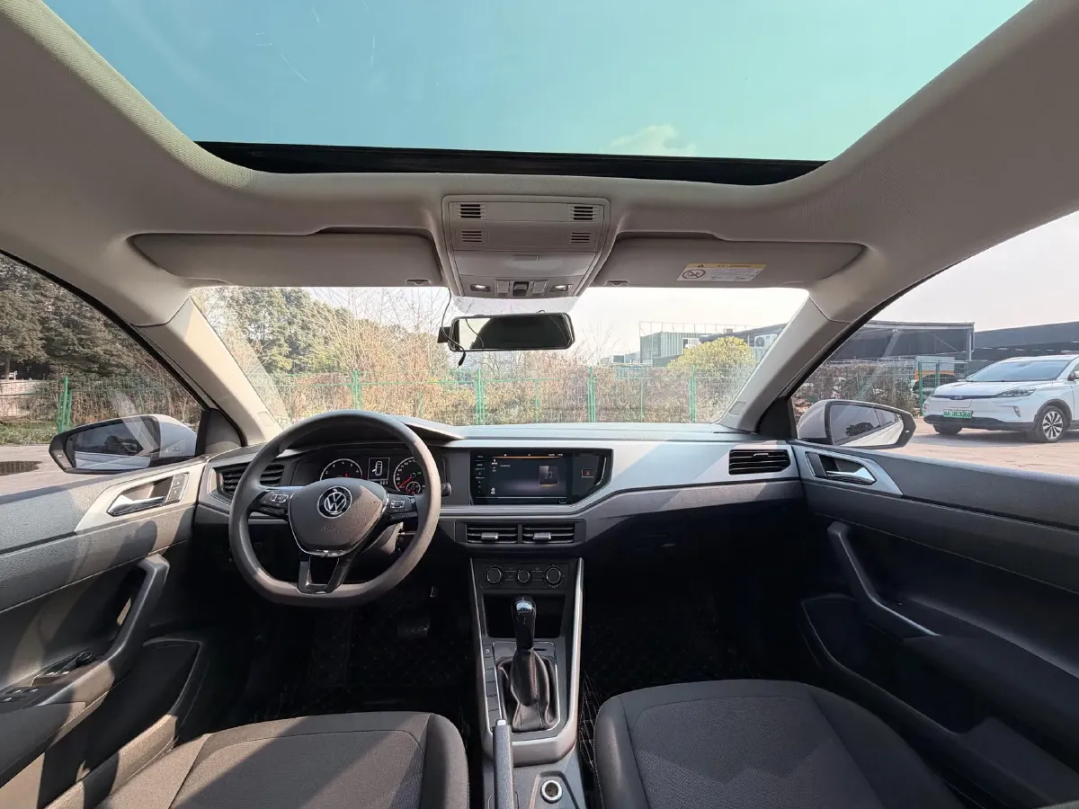 2021 Bestune T55 1.5T 169HP L4 7DCT,autocango,china used car exporter,china ev exporter,chinese used car exporter,chinese used ev exporter