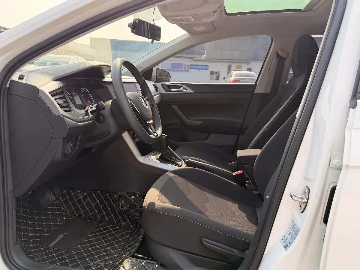 2021 Bestune T55 1.5T 169HP L4 7DCT,autocango,china used car exporter,china ev exporter,chinese used car exporter,chinese used ev exporter