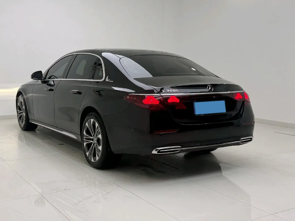2025 Mercedes-Benz E Class 2.0T 258HP L4 9AT,autocango,china used car exporter,china ev exporter,chinese used car exporter,chinese used ev exporter