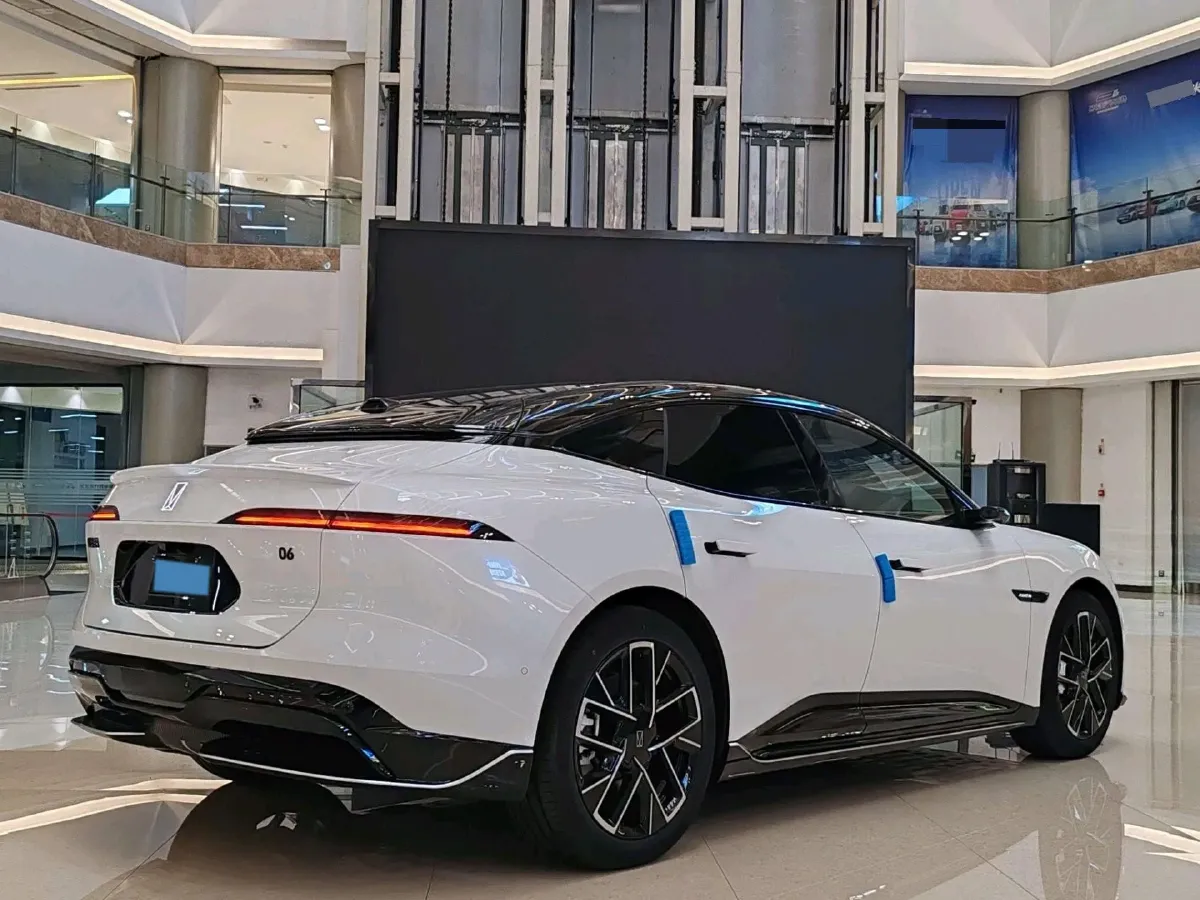 2025 Avatr 06 BEV,autocango,china used car exporter,china ev exporter,chinese used car exporter,chinese used ev exporter