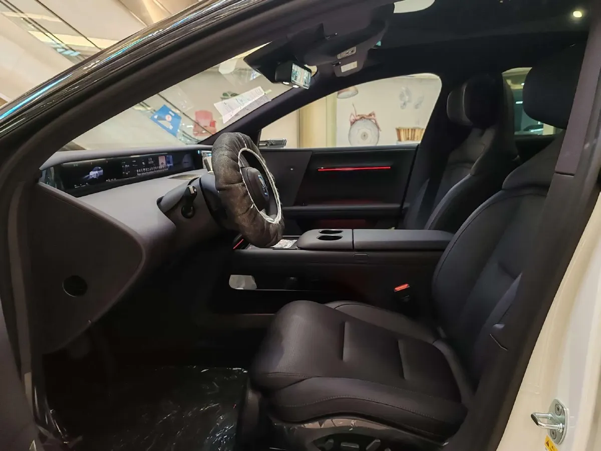 2025 Avatr 06 BEV,autocango,china used car exporter,china ev exporter,chinese used car exporter,chinese used ev exporter