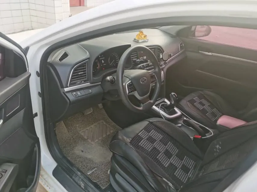 2016 Hyundai Elantra 1.6L 130HP L4 6AT,autocango,china used car exporter,china ev exporter,chinese used car exporter,chinese used ev exporter