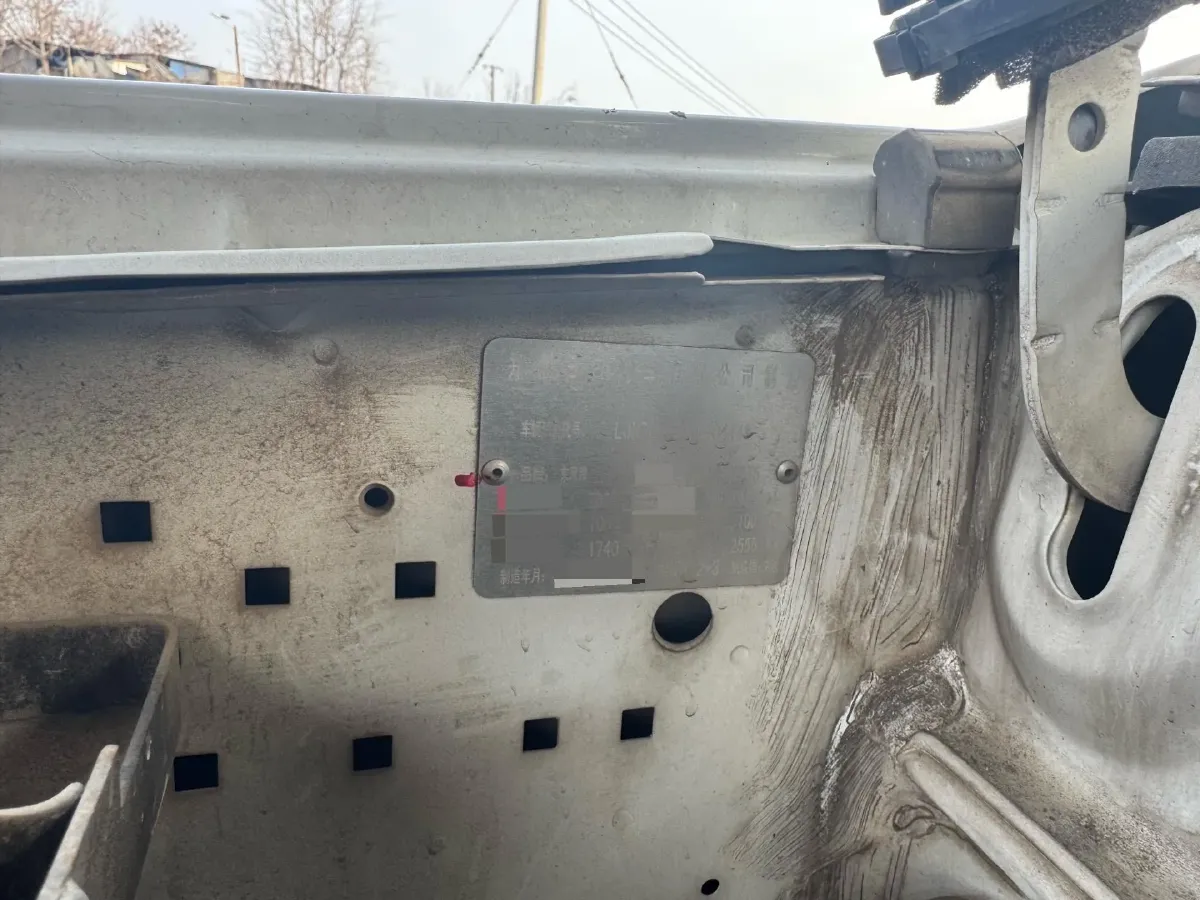 2017 Dongfeng RuiQi 2.5T 140HP L4 6MT,autocango,china used car exporter,china ev exporter,chinese used car exporter,chinese used ev exporter