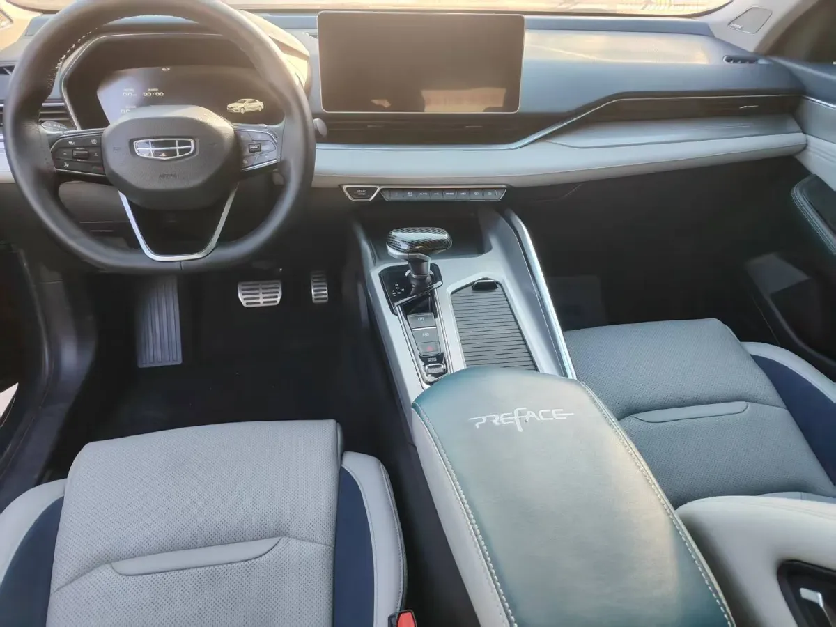 2023 Geely Preface 2.0T 190HP L4 7DCT,autocango,china used car exporter,china ev exporter,chinese used car exporter,chinese used ev exporter