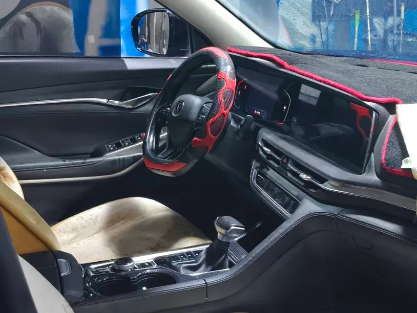 2020 ChangAn CS75 Plus 1.5T 178HP L4 6AT,autocango,china used car exporter,china ev exporter,chinese used car exporter,chinese used ev exporter