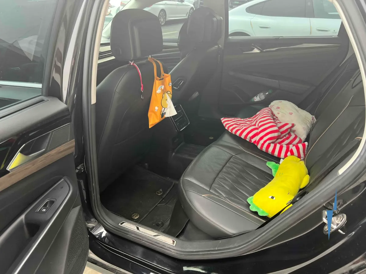 2019 Volvo V40 1.5T 152HP L4 6AT,autocango,china used car exporter,china ev exporter,chinese used car exporter,chinese used ev exporter