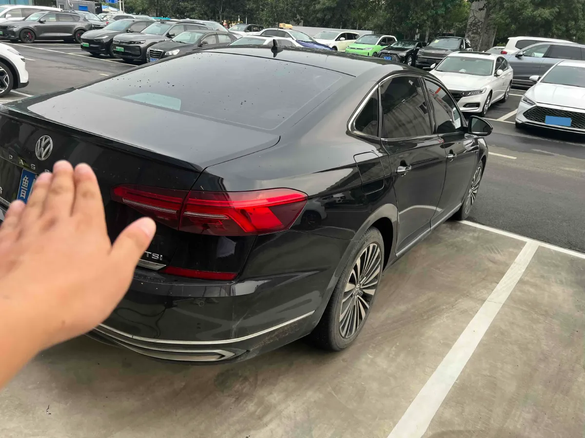 2019 Volvo V40 1.5T 152HP L4 6AT,autocango,china used car exporter,china ev exporter,chinese used car exporter,chinese used ev exporter