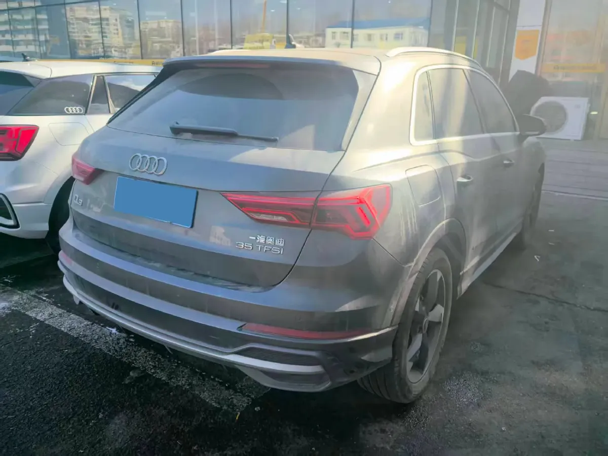 2022 Audi Q3 1.4T 150HP L4 7DCT,autocango,china used car exporter,china ev exporter,chinese used car exporter,chinese used ev exporter