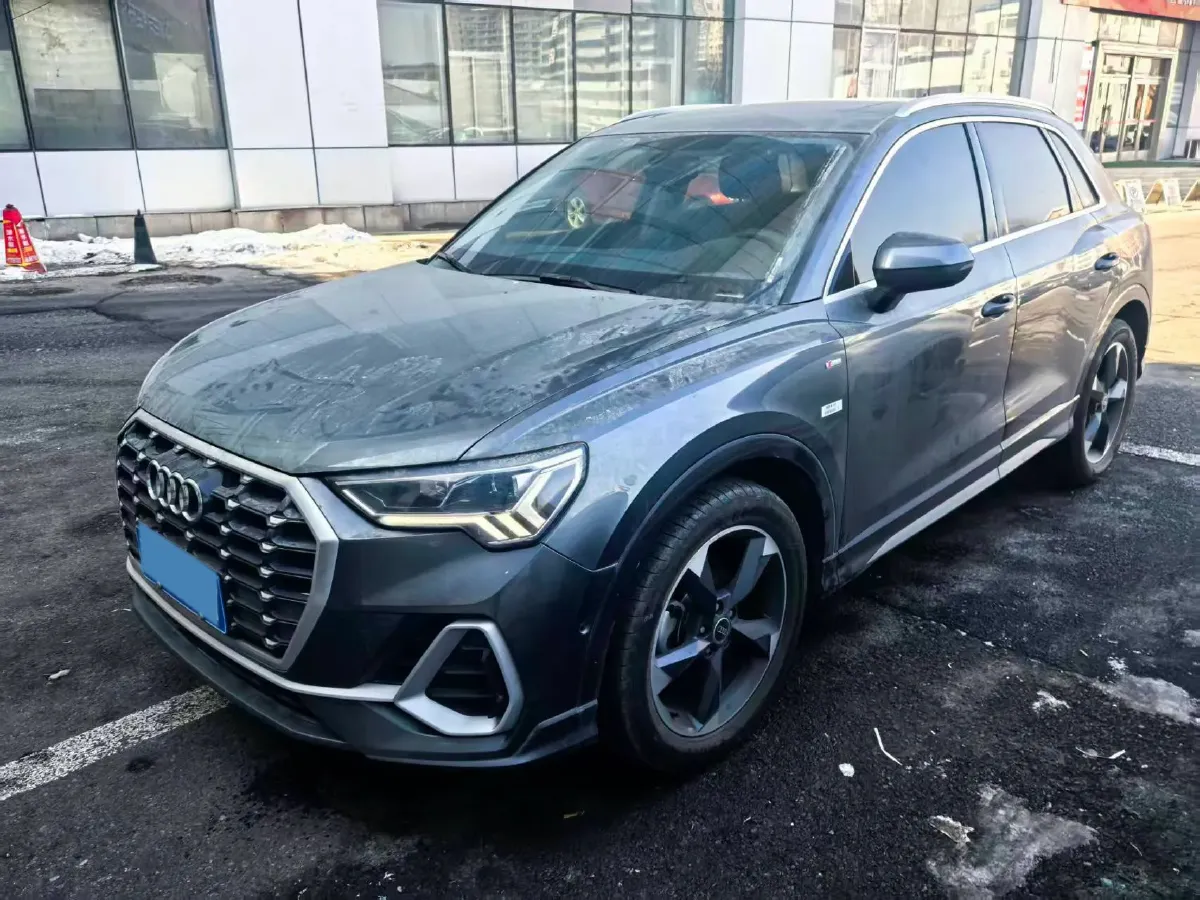 2022 Audi Q3 1.4T 150HP L4 7DCT,autocango,china used car exporter,china ev exporter,chinese used car exporter,chinese used ev exporter