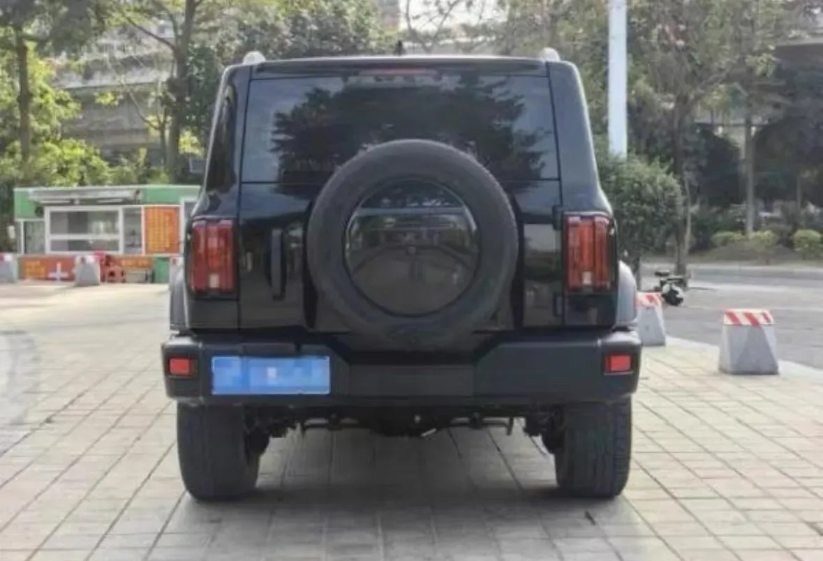 2021 Tank 300 2.0T 227HP L4 8AT,autocango,china used car exporter,china ev exporter,chinese used car exporter,chinese used ev exporter
