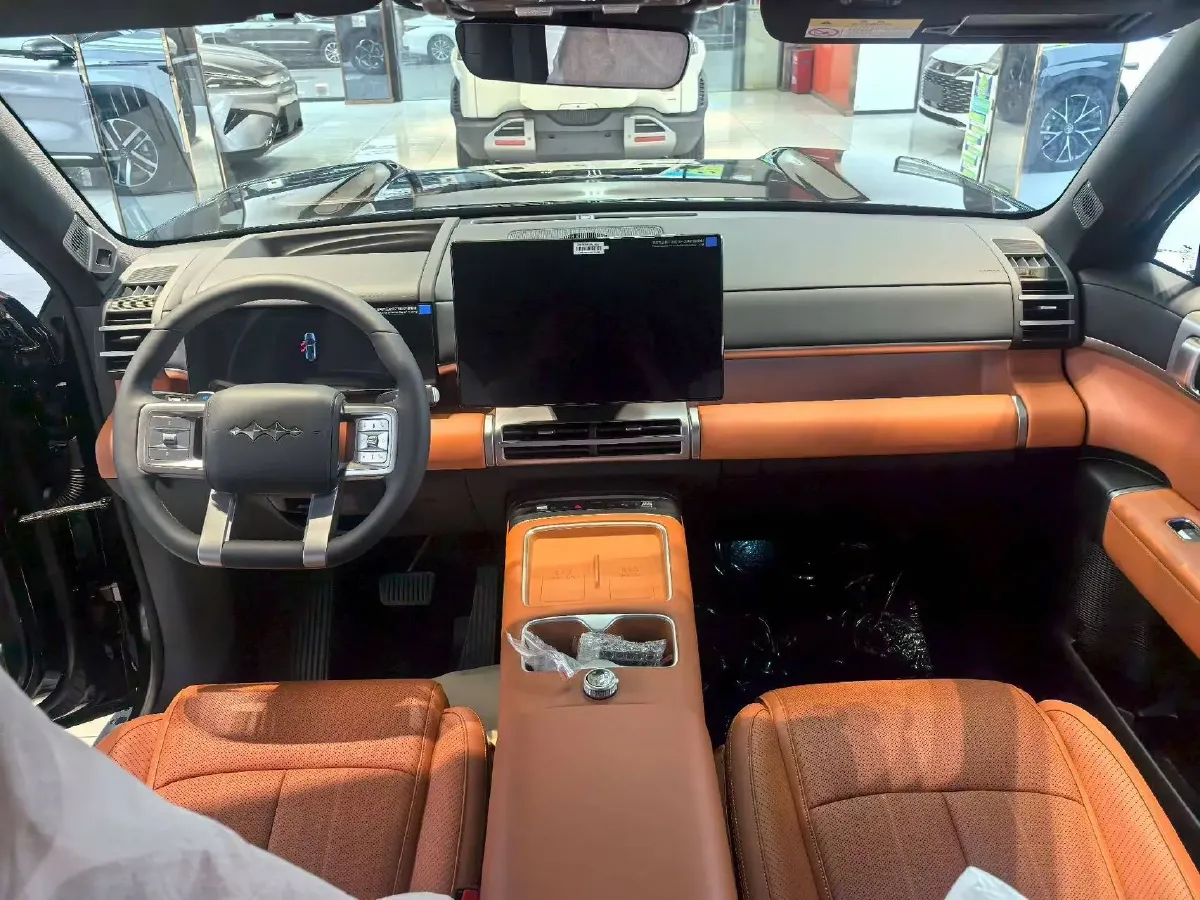 2025 FangChengBao Tai 7 1.5T 156HP L4 E-CVT PHEV,autocango,china used car exporter,china ev exporter,chinese used car exporter,chinese used ev exporter