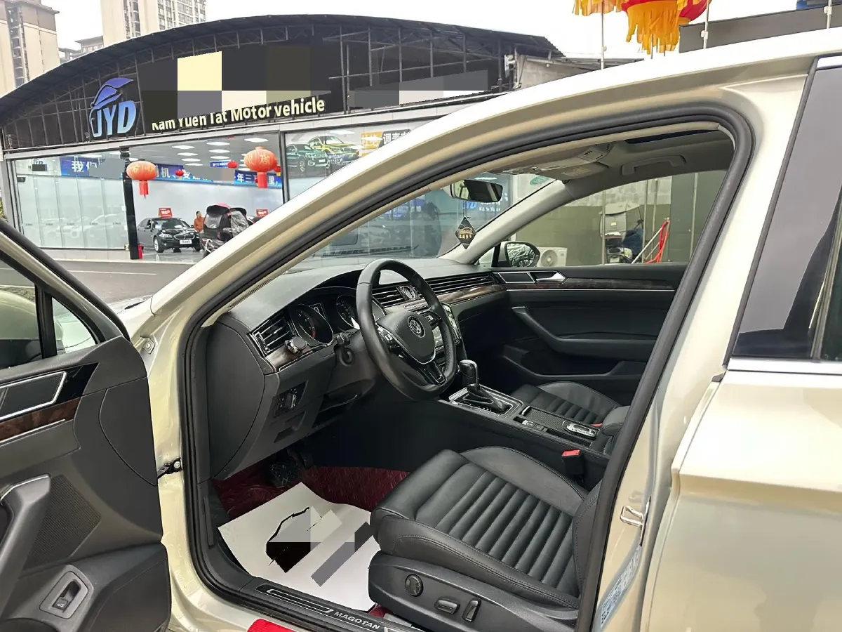 2019 Volkswagen Magotan 2.0T 186HP L4 7DCT,autocango,china used car exporter,china ev exporter,chinese used car exporter,chinese used ev exporter
