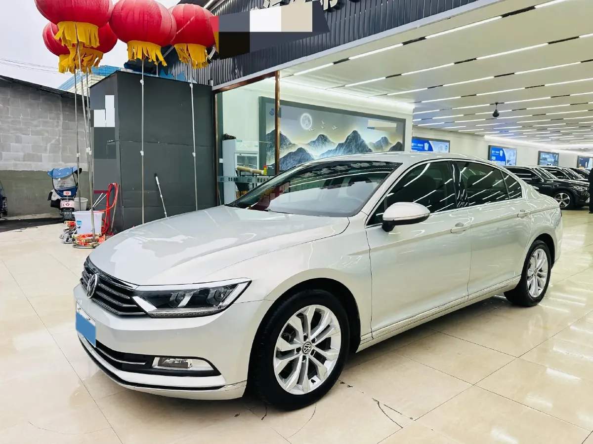 2019 Volkswagen Magotan 2.0T 186HP L4 7DCT,autocango,china used car exporter,china ev exporter,chinese used car exporter,chinese used ev exporter