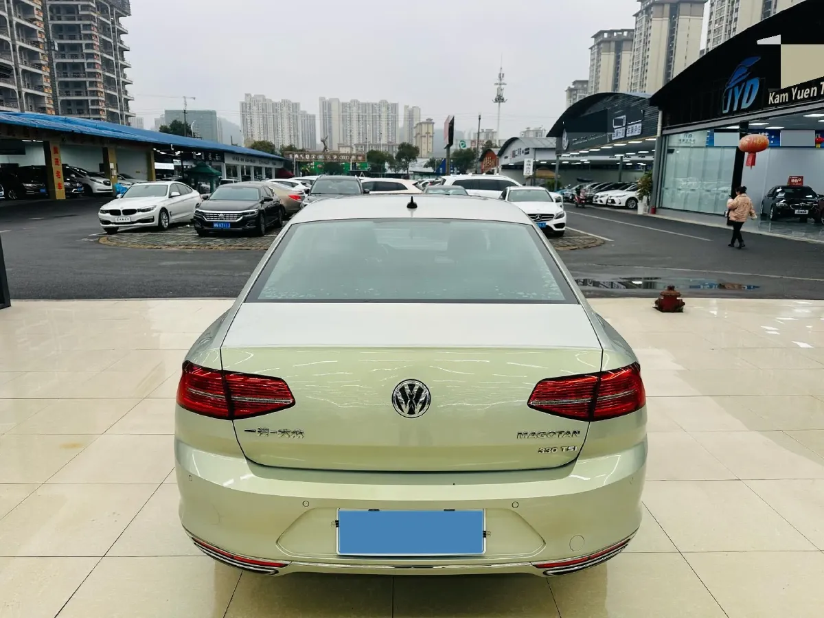 2019 Volkswagen Magotan 2.0T 186HP L4 7DCT,autocango,china used car exporter,china ev exporter,chinese used car exporter,chinese used ev exporter