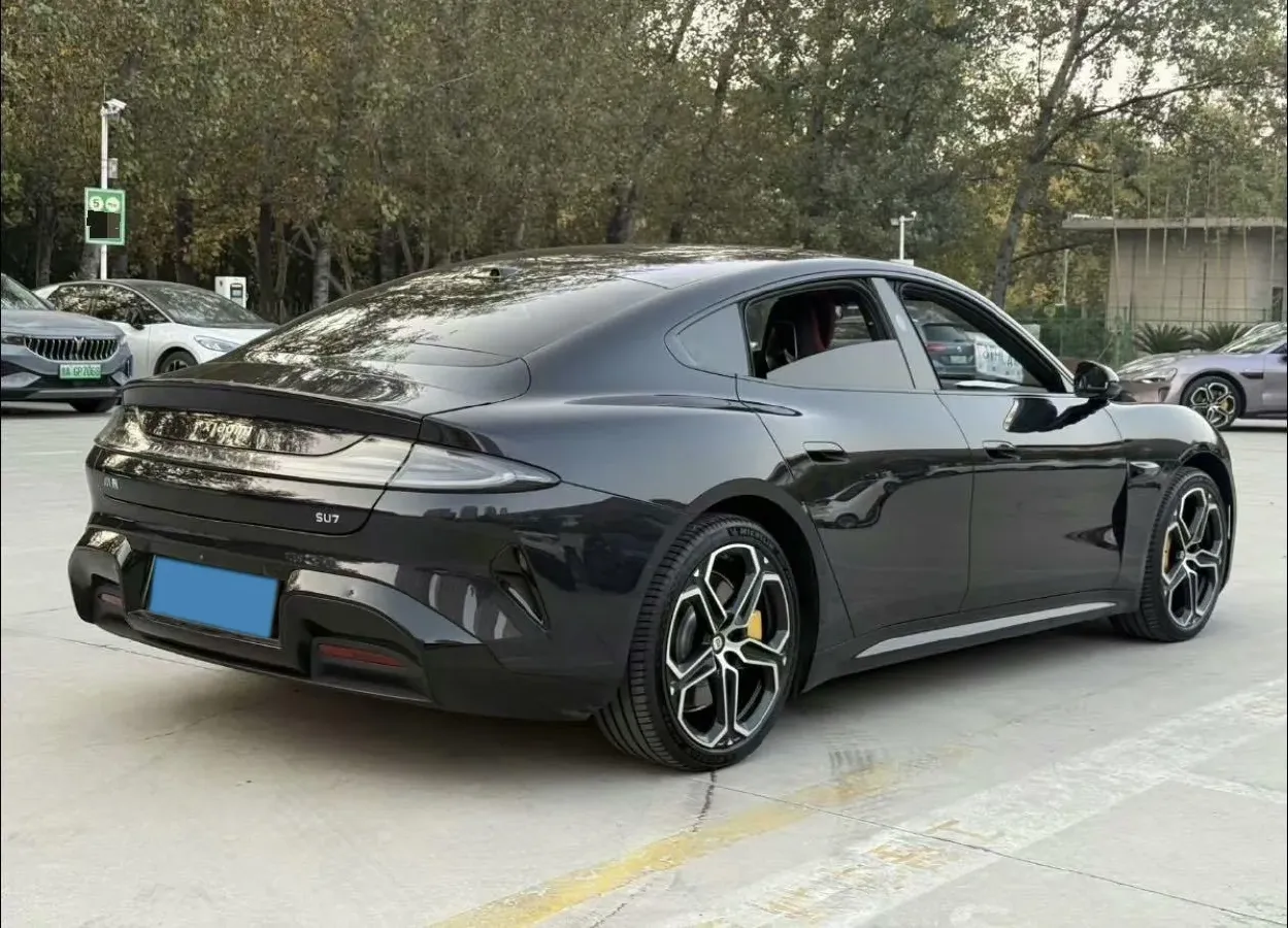 2024 MI SU7 BEV 94.3KWH,autocango,china used car exporter,china ev exporter,chinese used car exporter,chinese used ev exporter