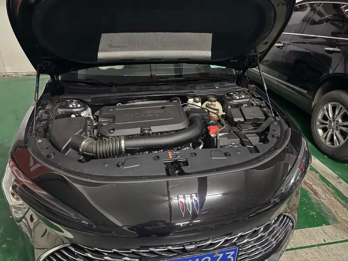 2025 Buick Larcosse 2.0T 237HP L4 9AT,autocango,china used car exporter,china ev exporter,chinese used car exporter,chinese used ev exporter