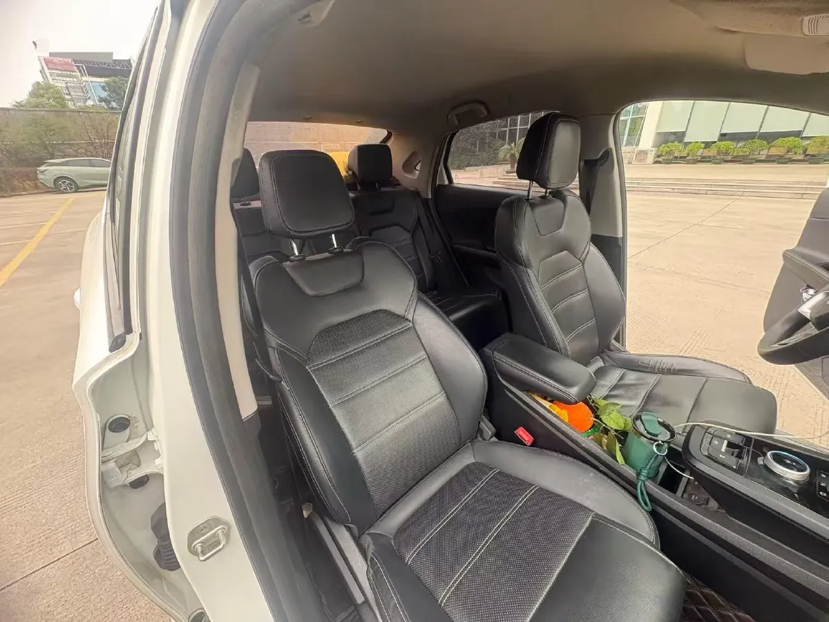 2021 MAXUS T70 2.0T 163HP L4 6AT,autocango,china used car exporter,china ev exporter,chinese used car exporter,chinese used ev exporter