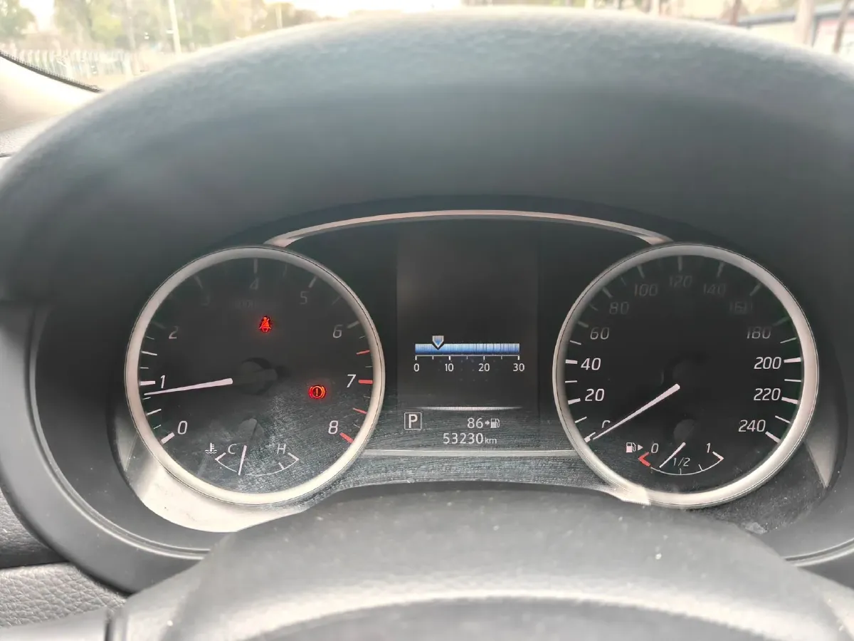 2021 Nissan Tiida 1.6L 122HP L4 CVT,autocango,china used car exporter,china ev exporter,chinese used car exporter,chinese used ev exporter