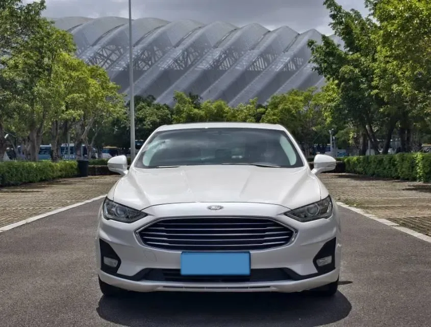 2018 Ford Mondeo 2.0T 204HP L4 6AT,autocango,china used car exporter,china ev exporter,chinese used car exporter,chinese used ev exporter