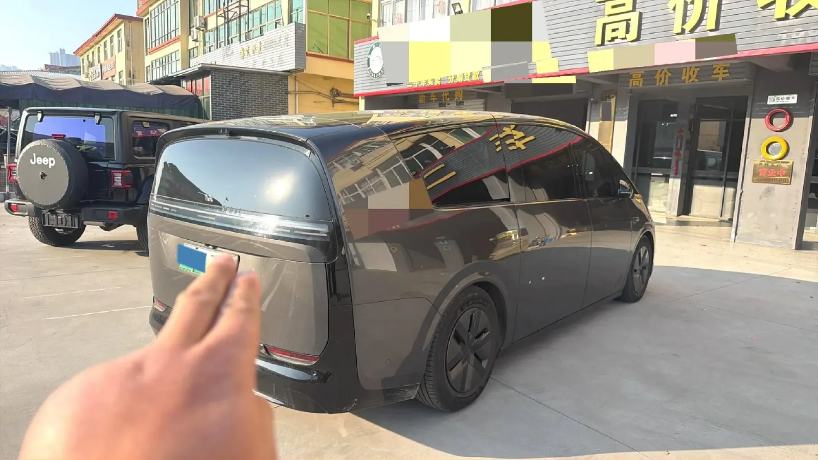 2025 Li MEGA BEV,autocango,china used car exporter,china ev exporter,chinese used car exporter,chinese used ev exporter