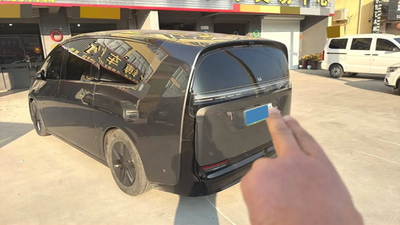 2025 Li MEGA BEV,autocango,china used car exporter,china ev exporter,chinese used car exporter,chinese used ev exporter