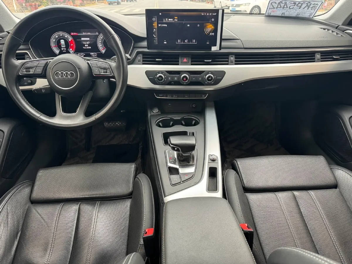 2020 Audi A4L 2.0T 190HP L4 7DCT,autocango,china used car exporter,china ev exporter,chinese used car exporter,chinese used ev exporter