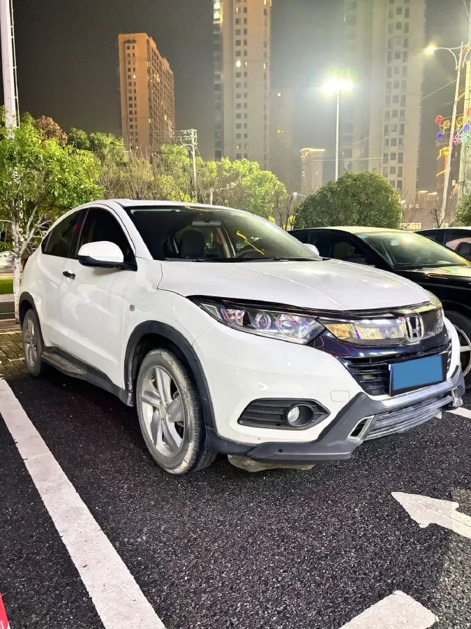 2020 Honda Vezel 1.5T 177HP L4 CVT,autocango,china used car exporter,china ev exporter,chinese used car exporter,chinese used ev exporter