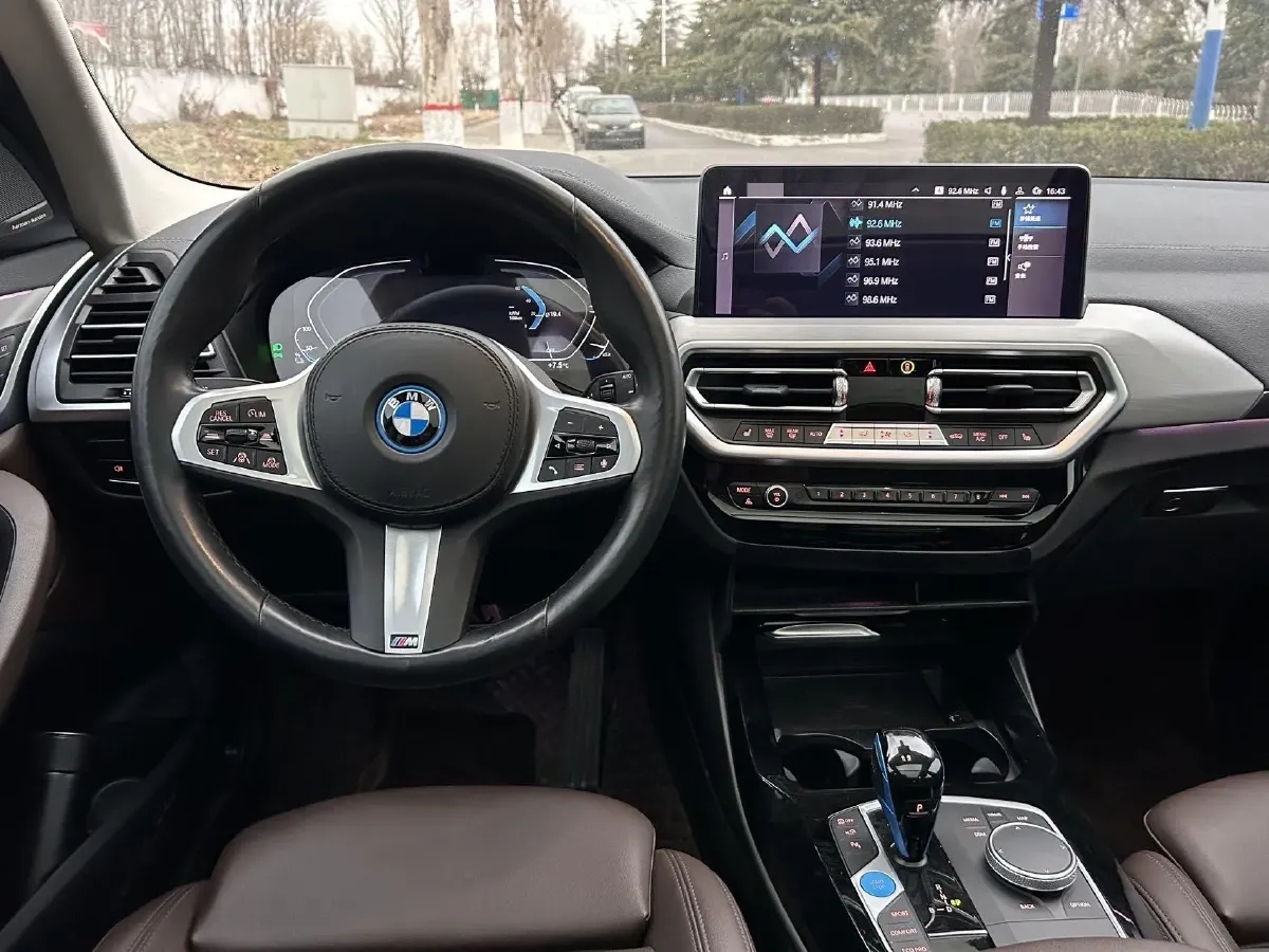 2022 BMW iX3 BEV 80KWH,autocango,china used car exporter,china ev exporter,chinese used car exporter,chinese used ev exporter