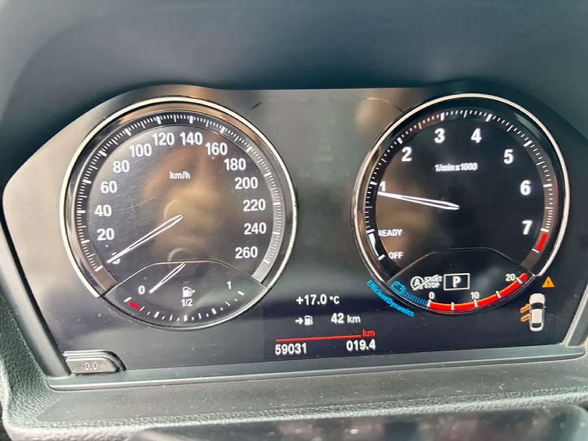 2021 BMW 1 Series 1.5T 140HP L3 7DCT,autocango,china used car exporter,china ev exporter,chinese used car exporter,chinese used ev exporter