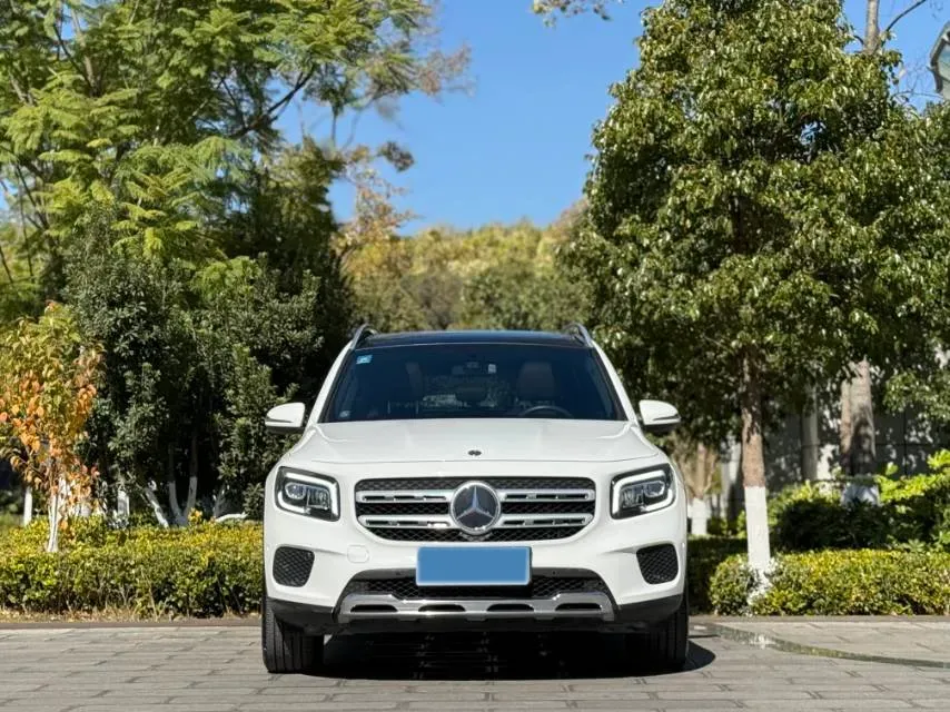 2021 Mercedes-Benz GLB Class 1.3T 163HP L4 7DCT,autocango,china used car exporter,china ev exporter,chinese used car exporter,chinese used ev exporter