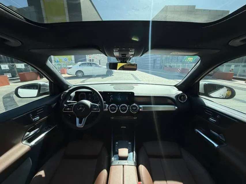 2021 Mercedes-Benz GLB Class 1.3T 163HP L4 7DCT,autocango,china used car exporter,china ev exporter,chinese used car exporter,chinese used ev exporter