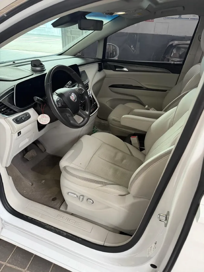 2023 Buick GL8 2.0T 237HP L4 9AT,autocango,china used car exporter,china ev exporter,chinese used car exporter,chinese used ev exporter