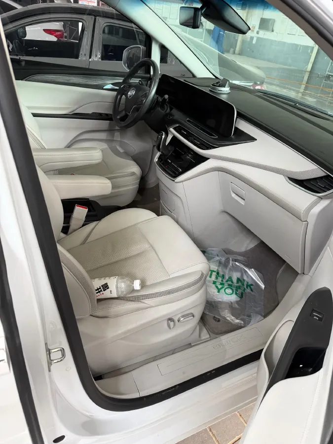 2023 Buick GL8 2.0T 237HP L4 9AT,autocango,china used car exporter,china ev exporter,chinese used car exporter,chinese used ev exporter