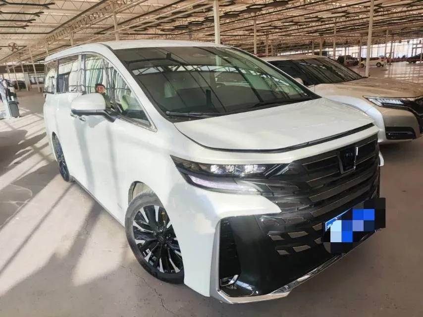 2024 Toyota Vellfire 2.5L 190HP L4 E-CVT Hybrid,autocango,china used car exporter,china ev exporter,chinese used car exporter,chinese used ev exporter