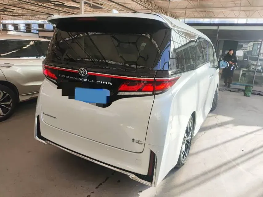 2024 Toyota Vellfire 2.5L 190HP L4 E-CVT Hybrid,autocango,china used car exporter,china ev exporter,chinese used car exporter,chinese used ev exporter