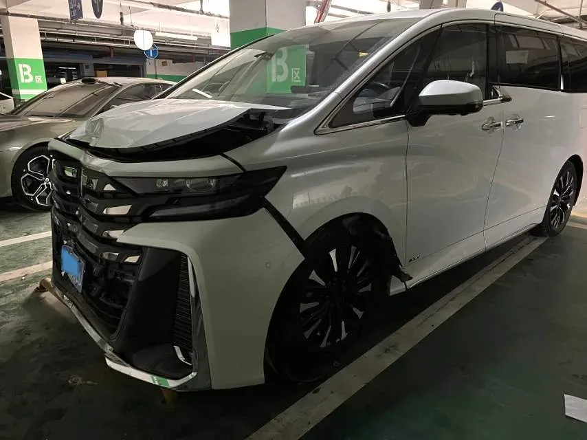 2024 Toyota Vellfire 2.5L 190HP L4 E-CVT Hybrid,autocango,china used car exporter,china ev exporter,chinese used car exporter,chinese used ev exporter