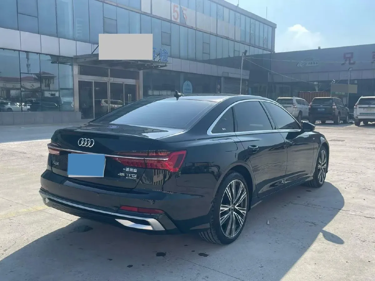 2023 Audi A6L 2.0T 245HP L4 7DCT,autocango,china used car exporter,china ev exporter,chinese used car exporter,chinese used ev exporter