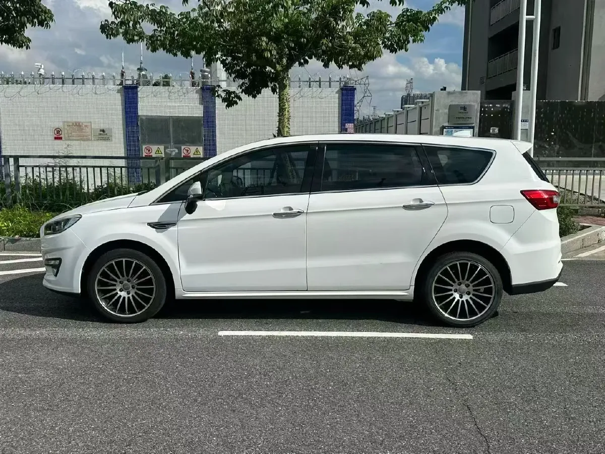 2017 LiFan XuanLang 1.5T 141HP L4 8AT,autocango,china used car exporter,china ev exporter,chinese used car exporter,chinese used ev exporter