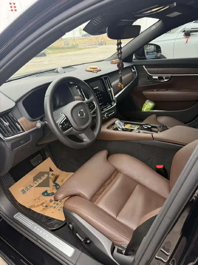 2025 Volvo S90 2.0T 250HP L4 8AT,autocango,china used car exporter,china ev exporter,chinese used car exporter,chinese used ev exporter