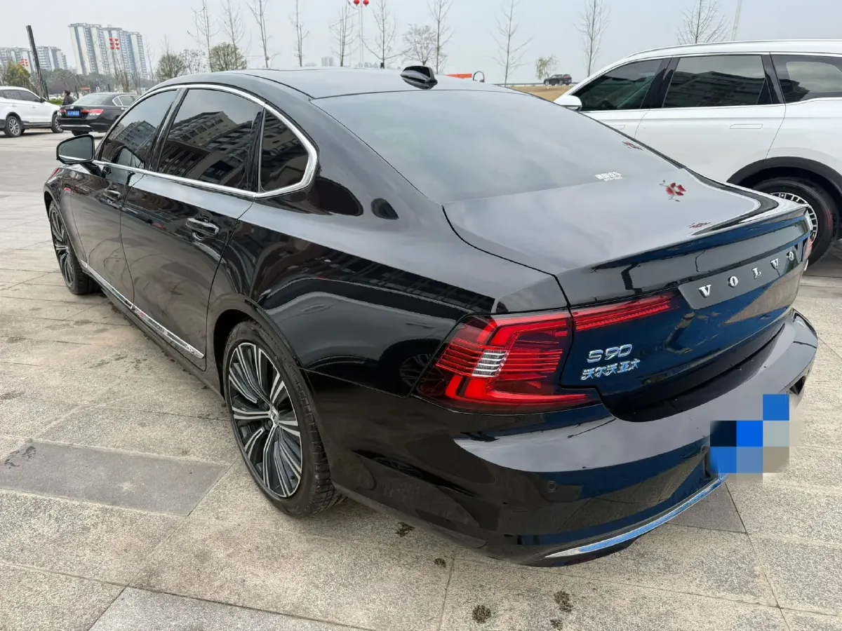 2025 Volvo S90 2.0T 250HP L4 8AT,autocango,china used car exporter,china ev exporter,chinese used car exporter,chinese used ev exporter