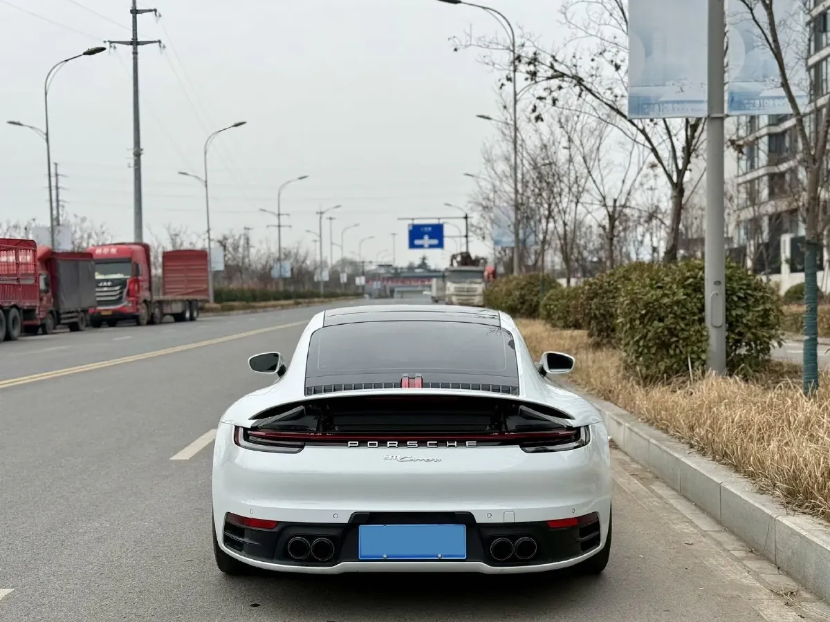 2022 Porsche 911 3.0T 385HP H6 8DCT,autocango,china used car exporter,china ev exporter,chinese used car exporter,chinese used ev exporter