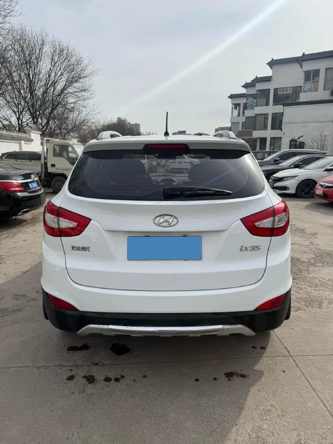 2015 Hyundai ix35 2.0L 165HP L4 6AT,autocango,china used car exporter,china ev exporter,chinese used car exporter,chinese used ev exporter