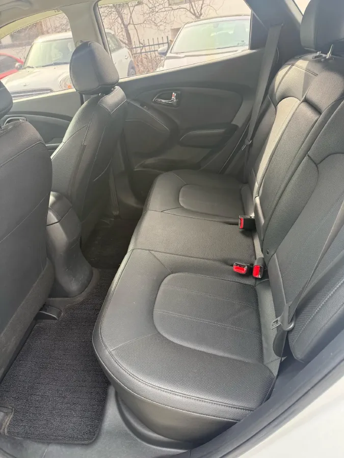 2015 Hyundai ix35 2.0L 165HP L4 6AT,autocango,china used car exporter,china ev exporter,chinese used car exporter,chinese used ev exporter