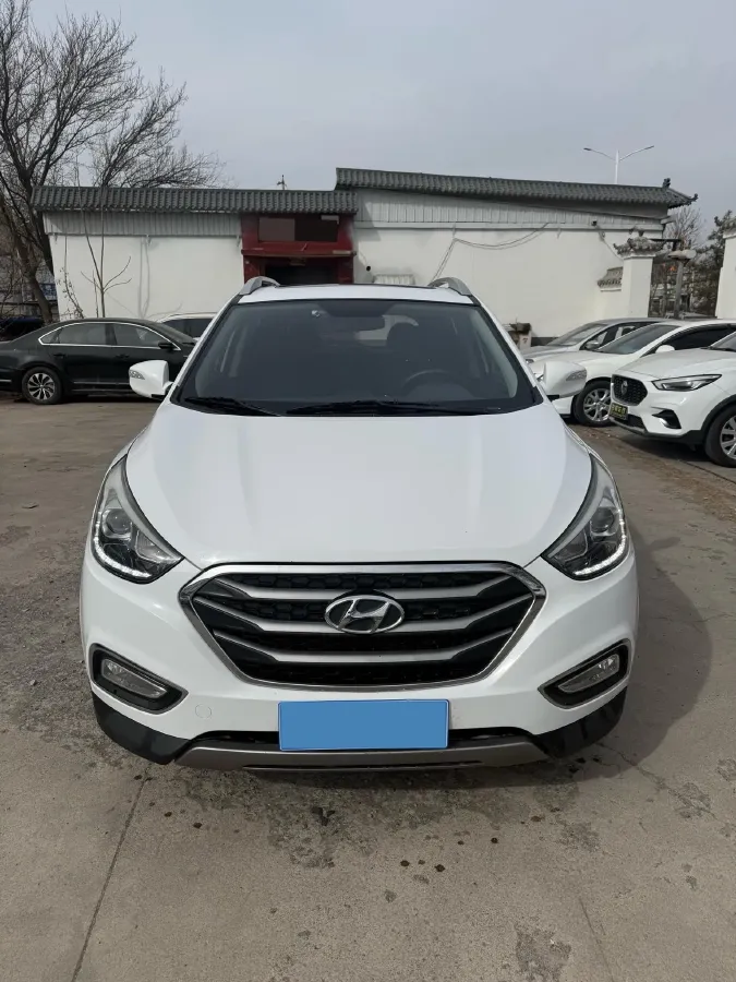 2015 Hyundai ix35 2.0L 165HP L4 6AT,autocango,china used car exporter,china ev exporter,chinese used car exporter,chinese used ev exporter