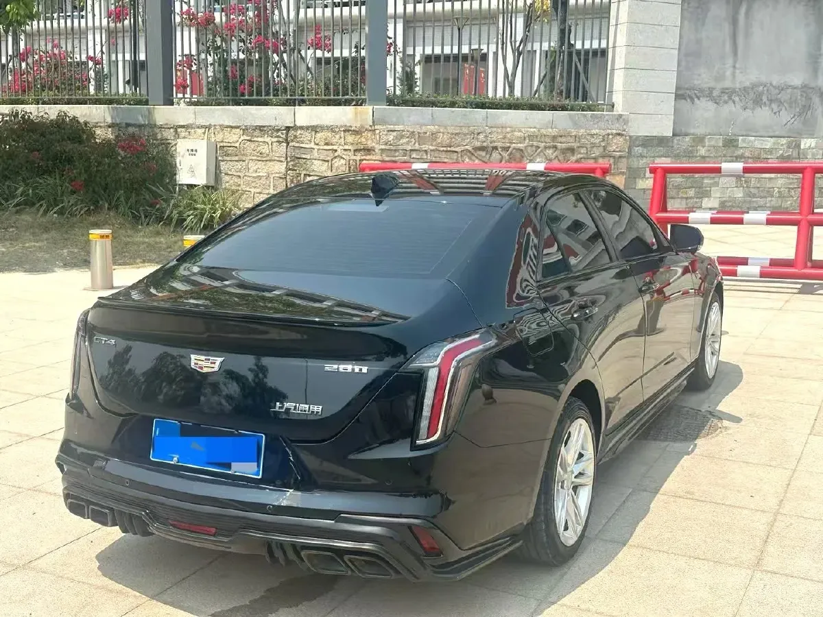 2022 Cadillac CT4 2.0T 237HP L4 8AT,autocango,china used car exporter,china ev exporter,chinese used car exporter,chinese used ev exporter
