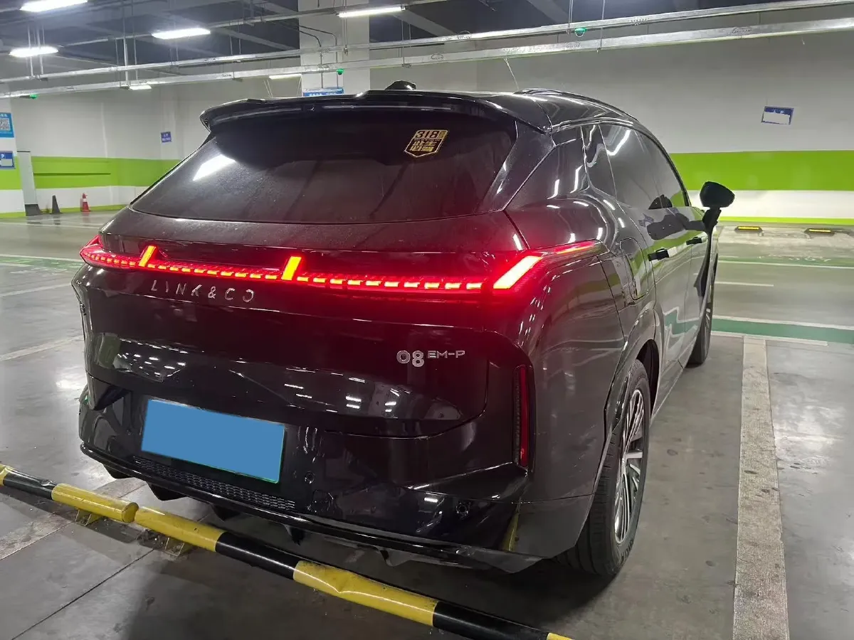 2025 LYNK&CO 08 EM-P 1.5T 163HP L4 3DHT PHEV 21.2KWH,autocango,china used car exporter,china ev exporter,chinese used car exporter,chinese used ev exporter